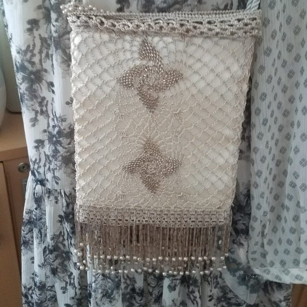 3/$20 Beaded & embellished small crossbody bag